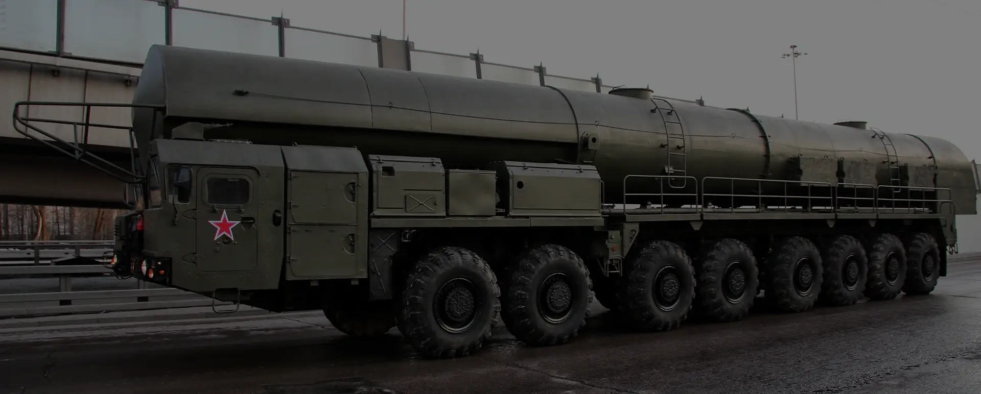 Заказать онлайн перевозку ракет военного назначения в селе Туринская Слобода (Уральский округ - Свердловская область)  грузовой платформой